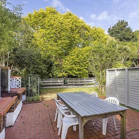 Appartamento Little Nest In Ngaio Wellington Esterno foto
